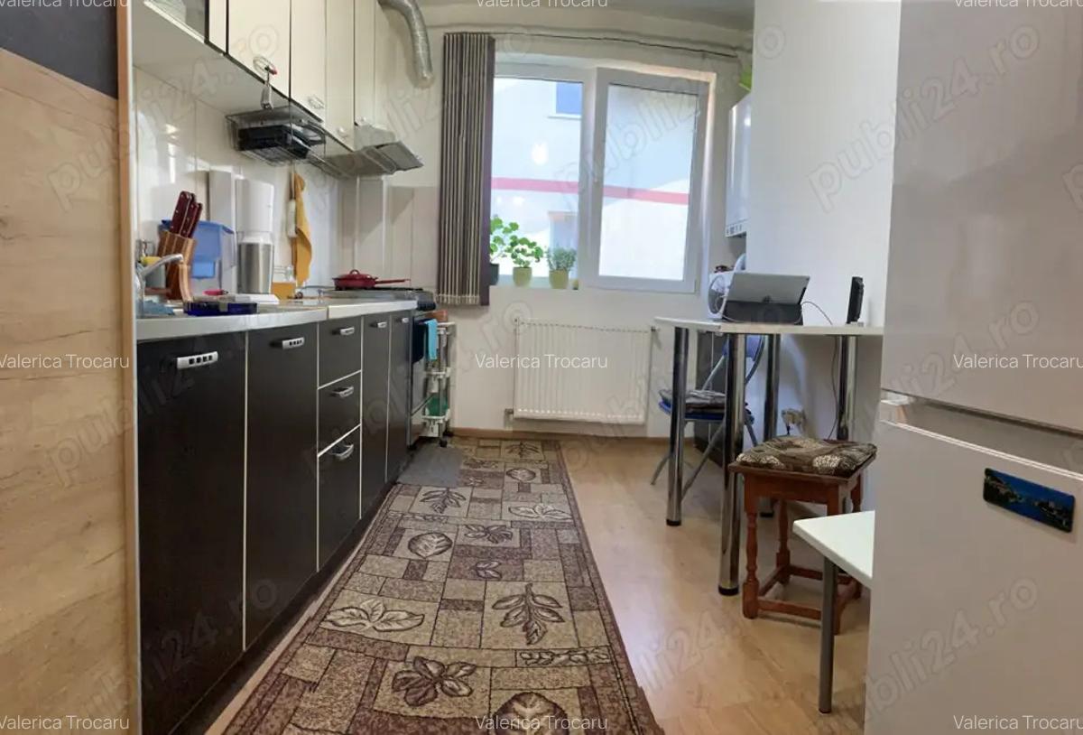Proprietar vand urgent-Coresi-ap 2 camere-58mp-curte-parcare-boxa-2012 - 4