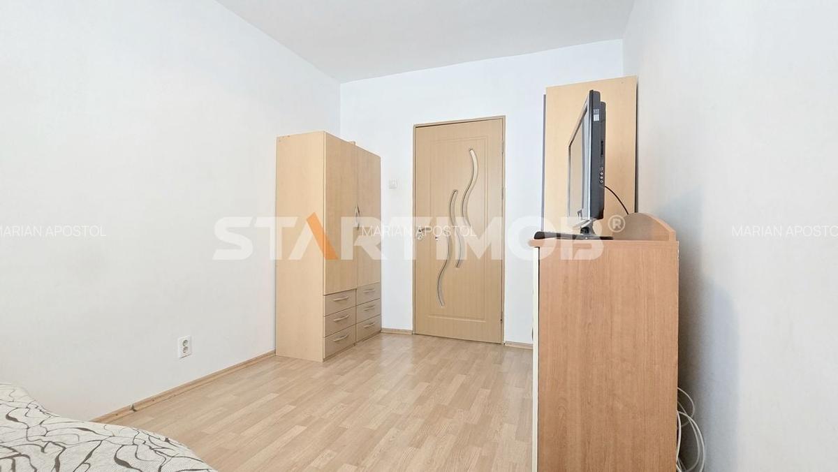 Apartament cu 3 camere decomandat, mobilat în Răcădău - 13