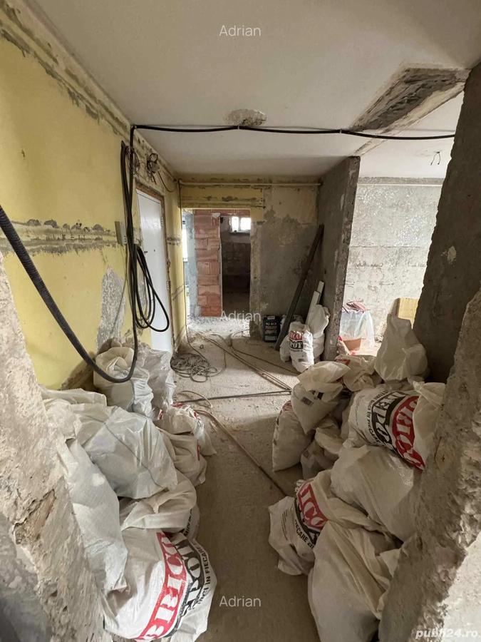 Apartament cu 3 camere in zona Alim.28 - 3