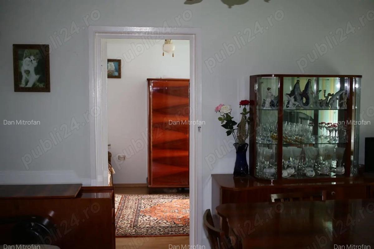Apartament 3 camere, semidecomandat (Micro 19) - 2