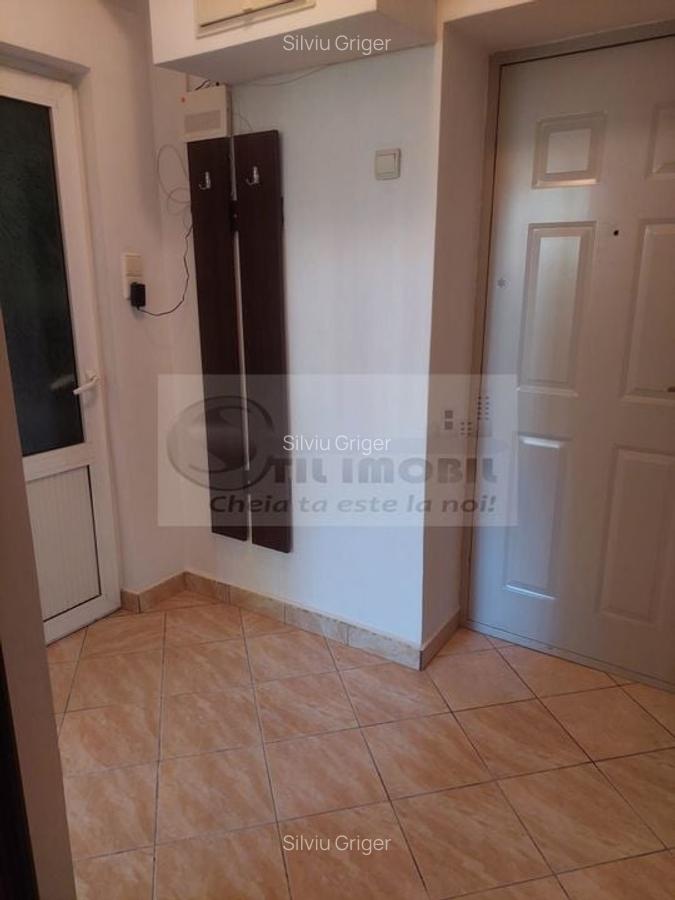2 cam decomandat o demisol o Copou o 43 mp o 93.000 EUR negociabil - 5 2 cam decomandat o demisol o Copou o 43 mp o 93.000 EUR negociabil - 5