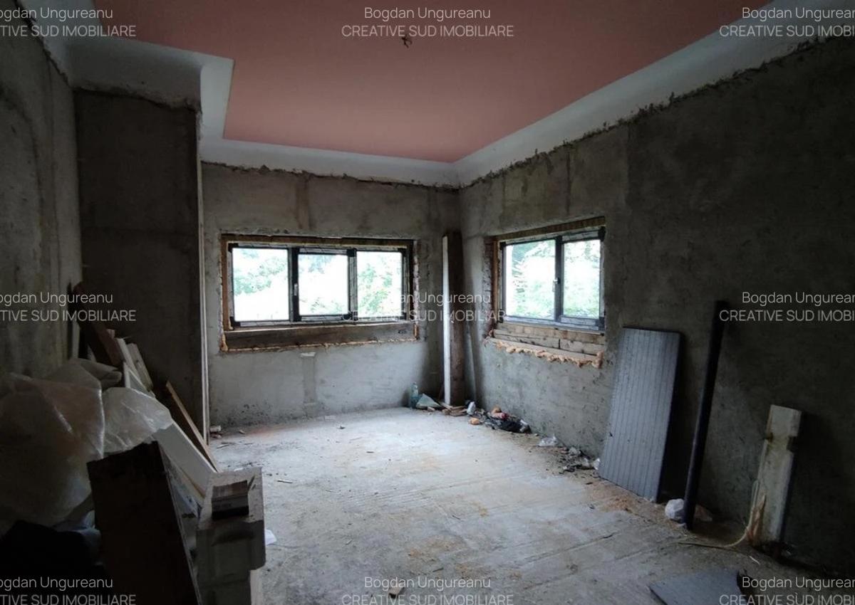 Sinaia / Peles - Vila D+P+M - 10 Camere - 260 mp utili - 700 mp teren - 5