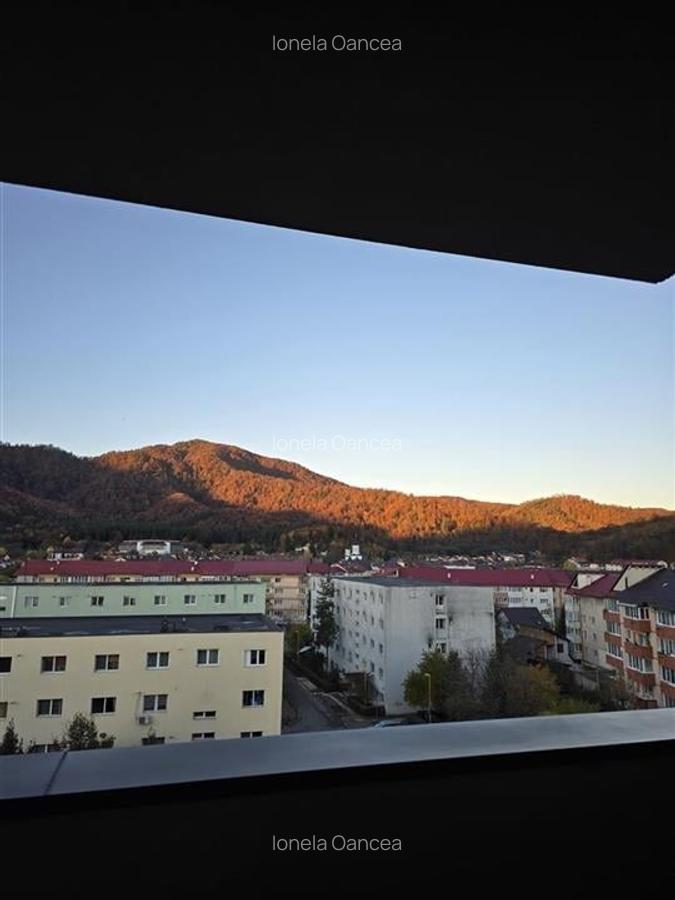 Apartament cu 2 camere situat in Noua - 14