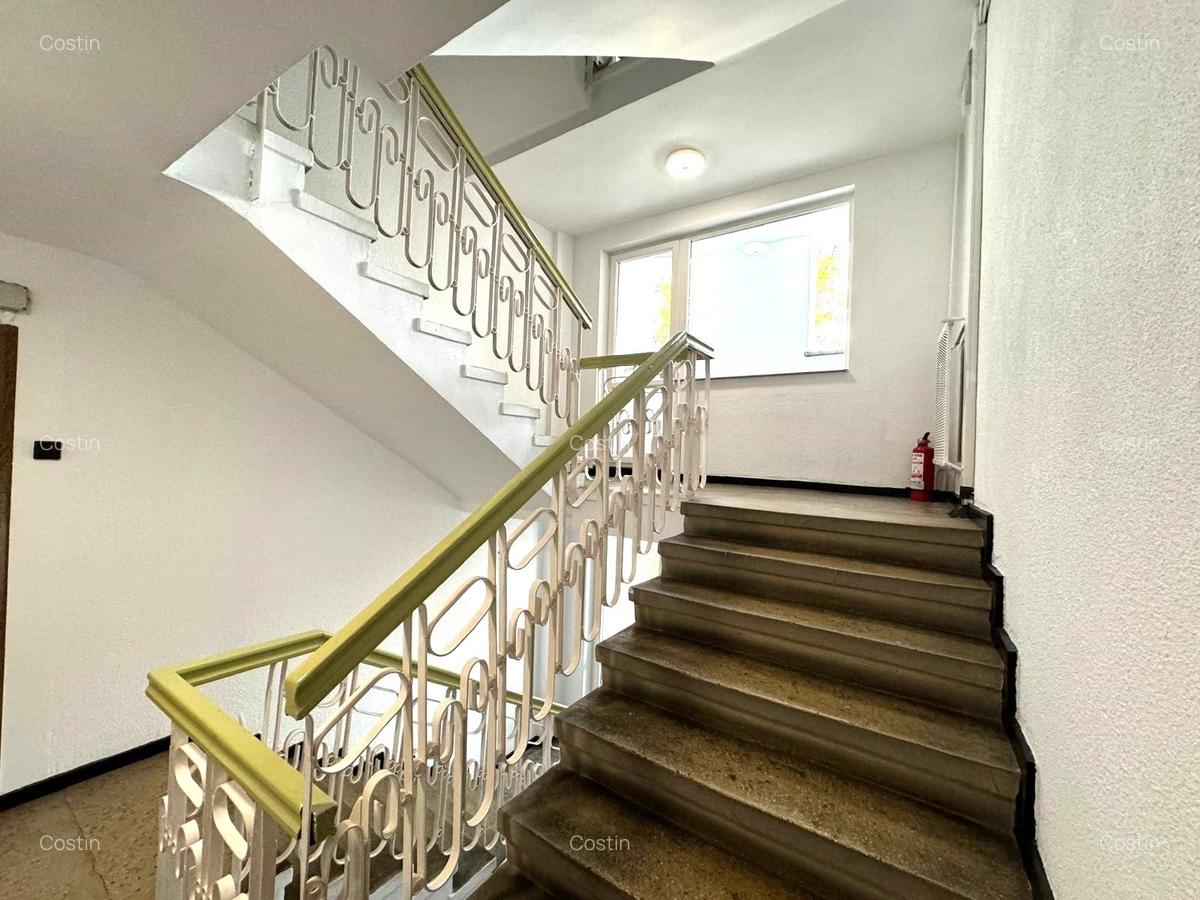 Apartament cu 4 camere decomandat în Unirii - 20