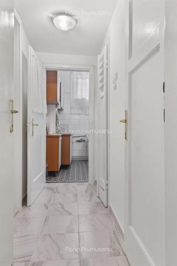 Apartament 4 camere, 117 mp,etaj 1, ultracentral - P-ta Sfintii Voievozi, ASE - 8