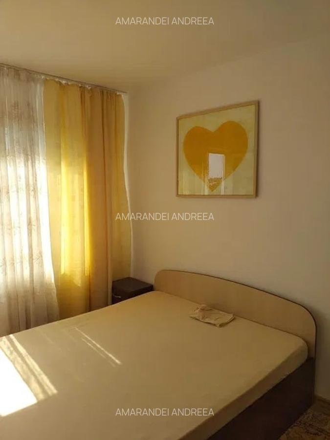Apartament cu 2 camere, etajul  3/4 zona  Podu Ros - 3