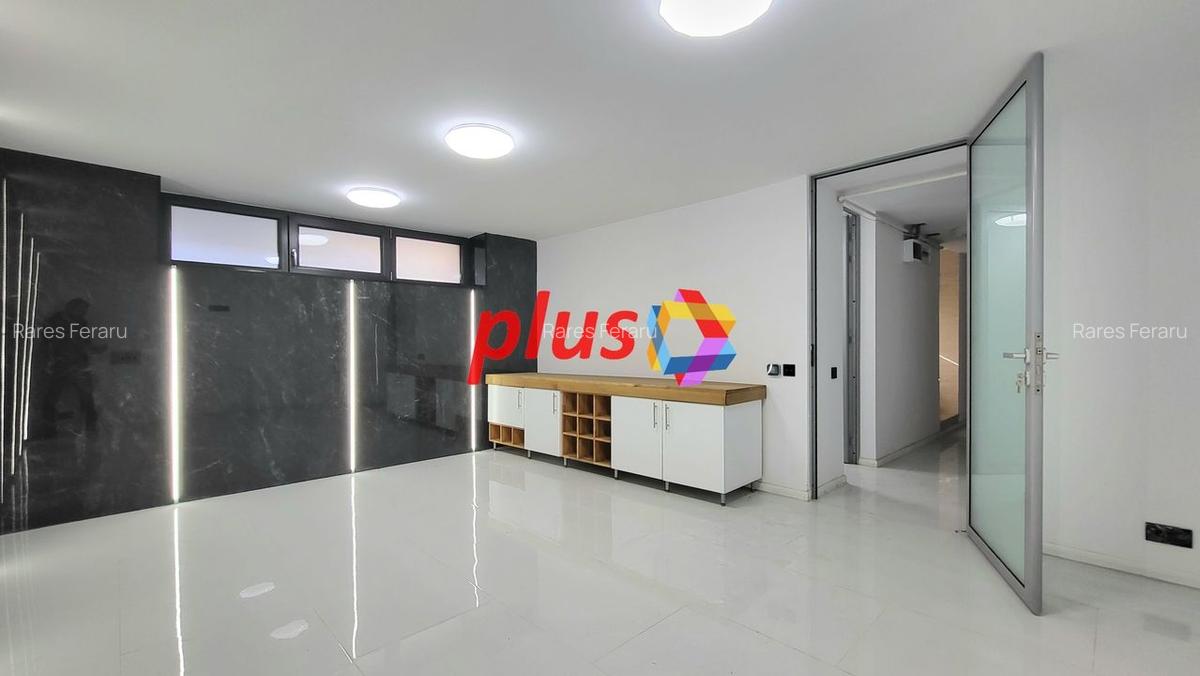 Spațiu comercial, 760 mp în Centrul Civic - 2