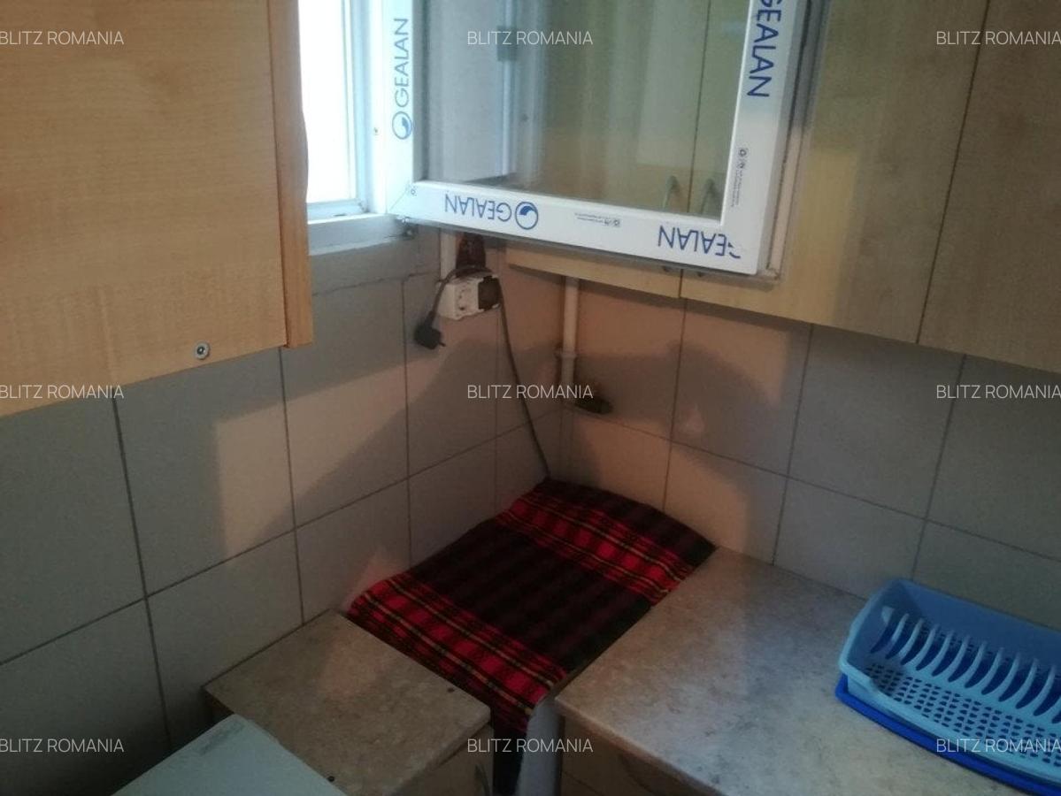 Garsoniera, 18 mp, zona 1 Decembrie 1918 - 5