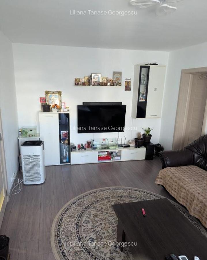 Vand apartament 3 camere - 2