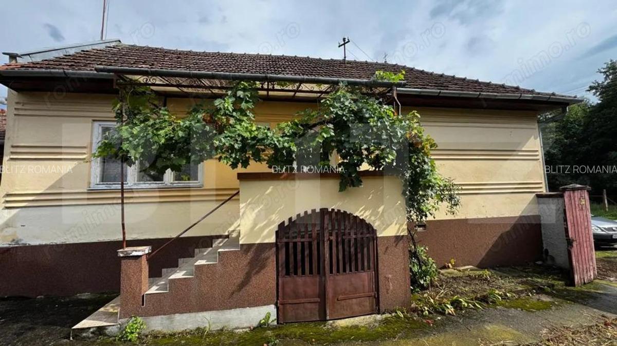 Casa cu 3 camere, 1810 mp teren, Benic - comuna Galda - 1