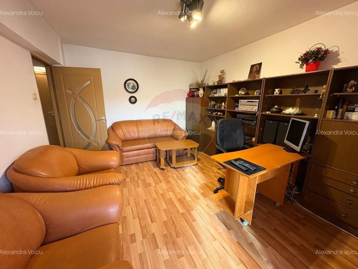 Apartament spatios cu 4 camere, vedere spectaculoasa, intrare Racadau - 8