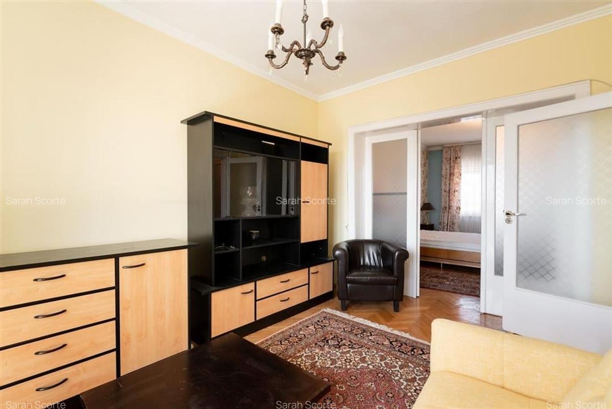 Apartament cu 3 camere decomandat în Central - 7