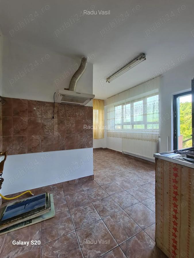 Proprietate ( casa + teren ) de vanzare. - 10