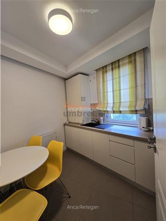 DE INCHIRIAT apartament lux, 2 cam, parcare, menaj si utilitati incluse - 1