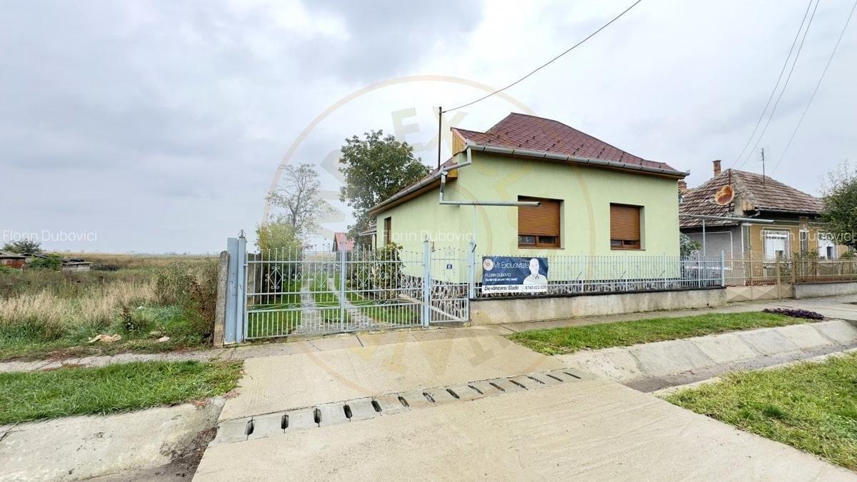 Casa 4 camere, Teren 3.405 mp Loc. Dindestiu Mic Jud. Satu Mare-Comision 0% - 1