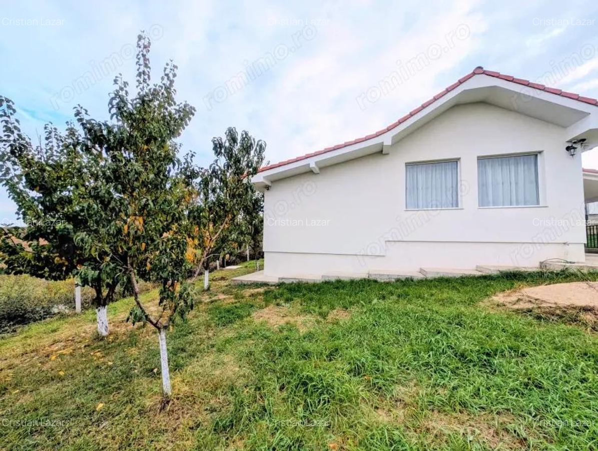 Casa noua cu priveli?te superba, situata intr-o zona lini?tita din Paleu - 11