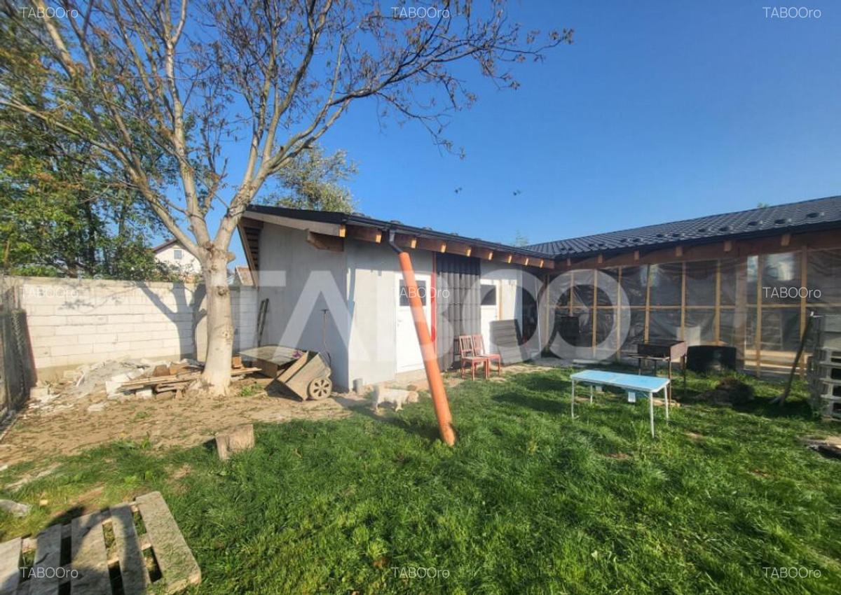 Casa individuala de vanzare cu teren de 996 mp in Cristian S - 10