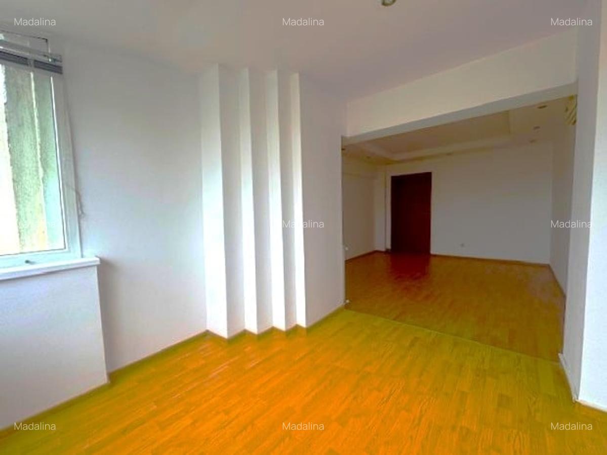 Apartament cu 4 camere decomandat, mobilat în Decebal - 18