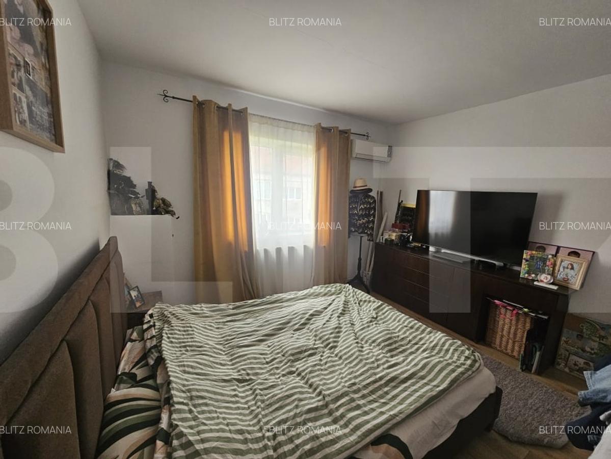 Apartament de vanzare, cu 3 camere, 70 mp, zona Lipovei - 9