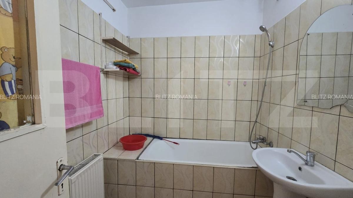 Apartament de vanzare, cu 3 camere, 95 mp, zona Micro 16 - 11