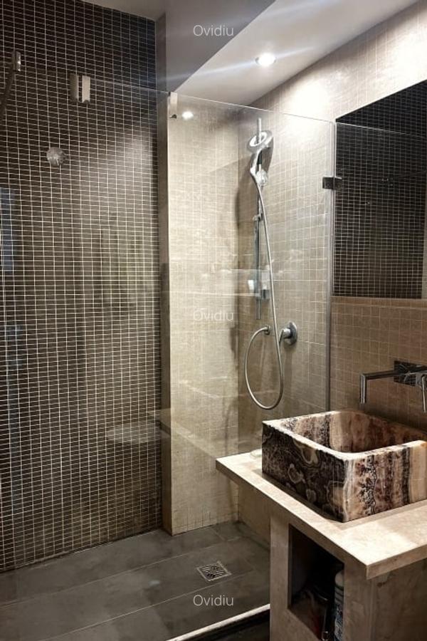 Apartament 2 camere, etaj parter cu curte interioară, metrou OBOR - 2