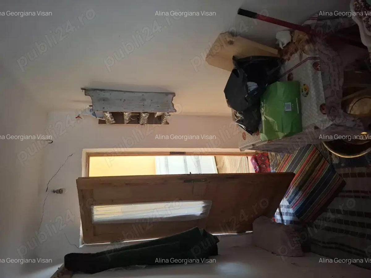 Casa de vanzare in Comuna Comisani, Jude?ul Dambovi?a - 1