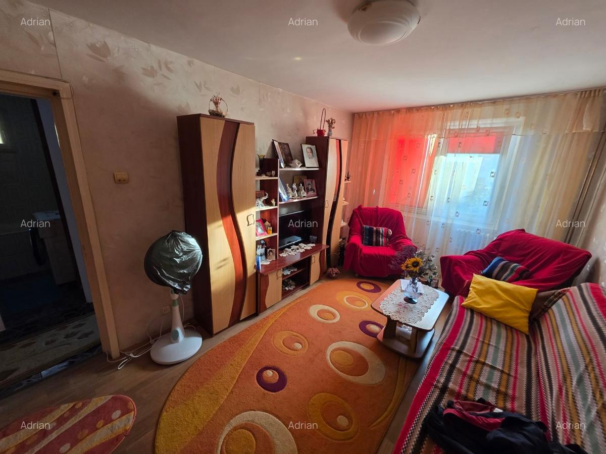 1 Decembrie 1918, 15 minute metrou, Auchan, bloc 1980, 2 gr sanitare, - 12