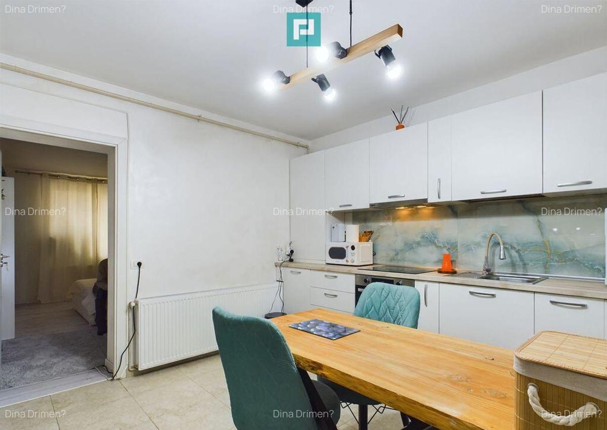 Apartament cu 2 camere la curte , renovat recent - 3