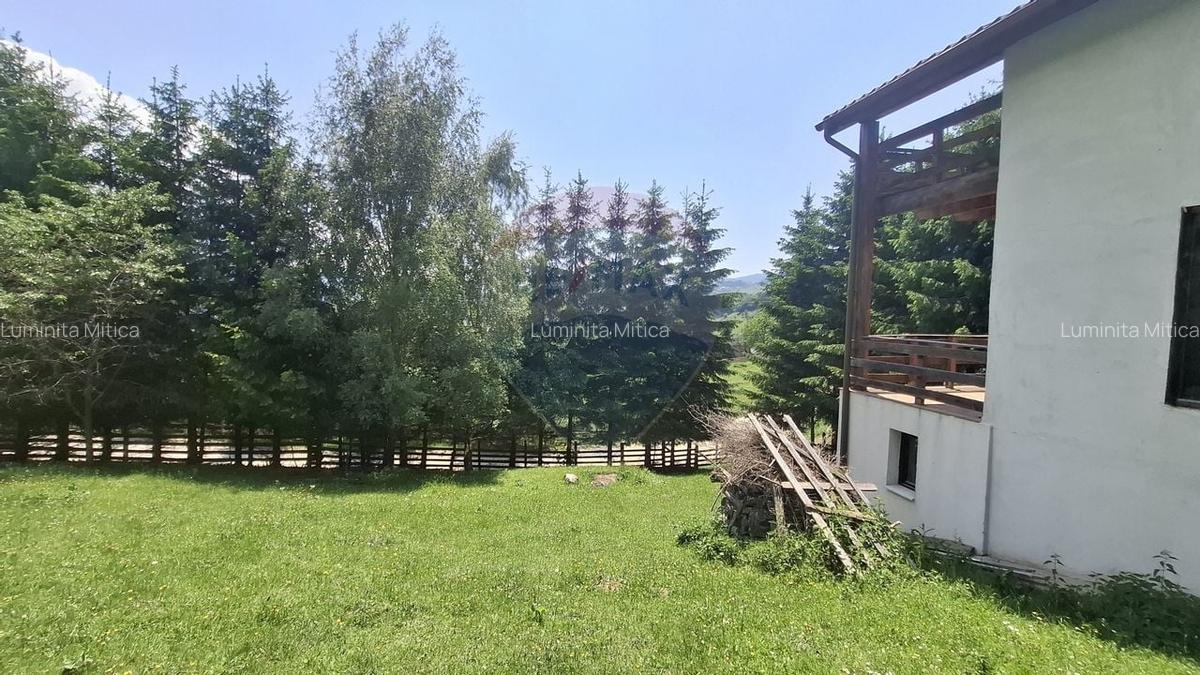 Casa de vacanta in Magura, la poalele Muntilor Piatra Craiului - 2 Casa de vacanta in Magura, la poalele Muntilor Piatra Craiului - 2