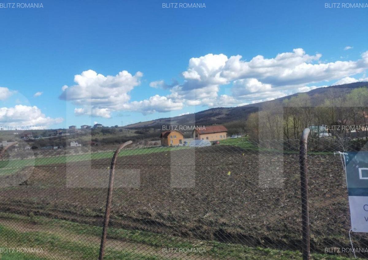 Teren intravilan in Baciu - parcele de 1200 mp construibile - 1