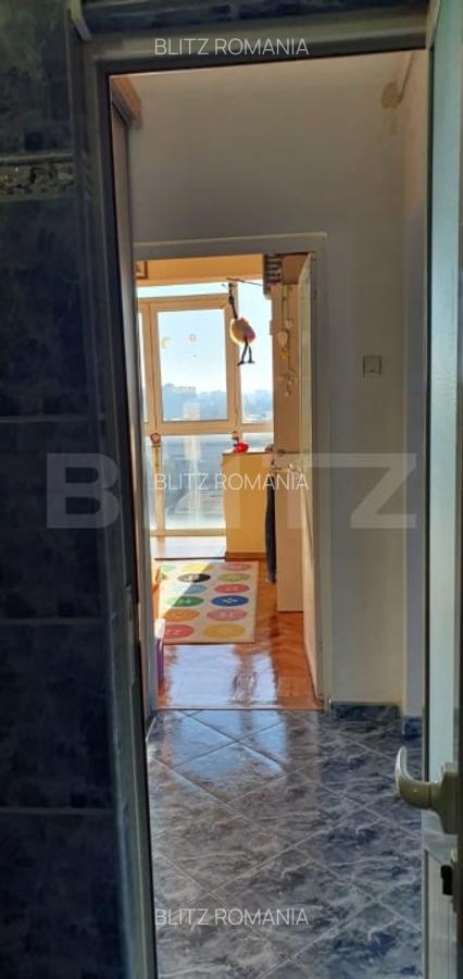 Apartament de vanzare, cu 3 camere, 63 mp, zona Cameliei - 10