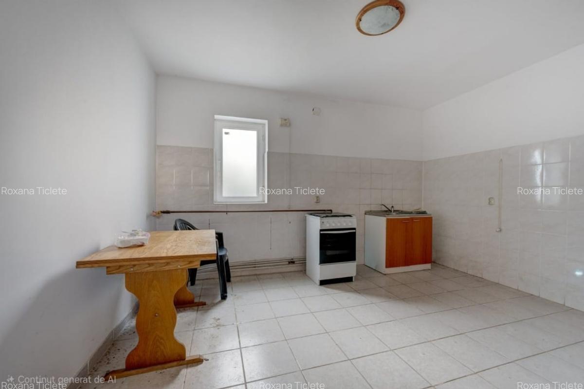 SNAGOV – CENTRAL, CASA 144 MP, LOT 1000 MP! - 14