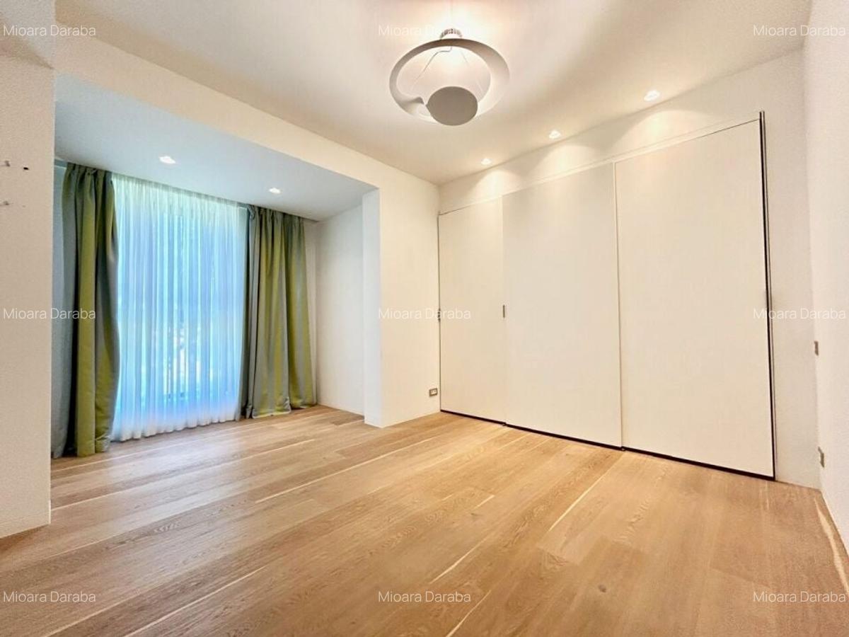 Villa with modern architecture, heated pool, 1000sqm yard, Iancu Nicolae area - 27