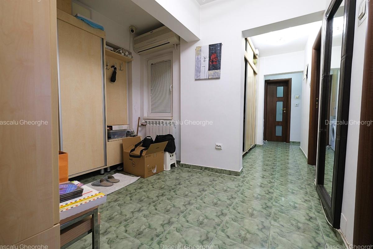 Bld. LACUL TEI , apartament exceptional, 3 camere decomandate, etaj 5 - 4