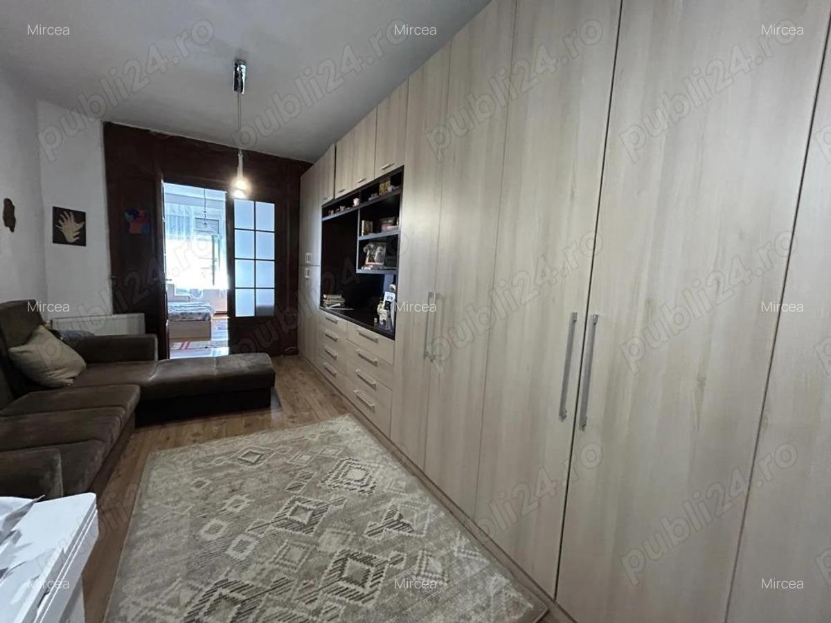 Vand apart.2 cam.central,str.Cicio Pop,renovat,st.107,parter si demisol.modern - 11