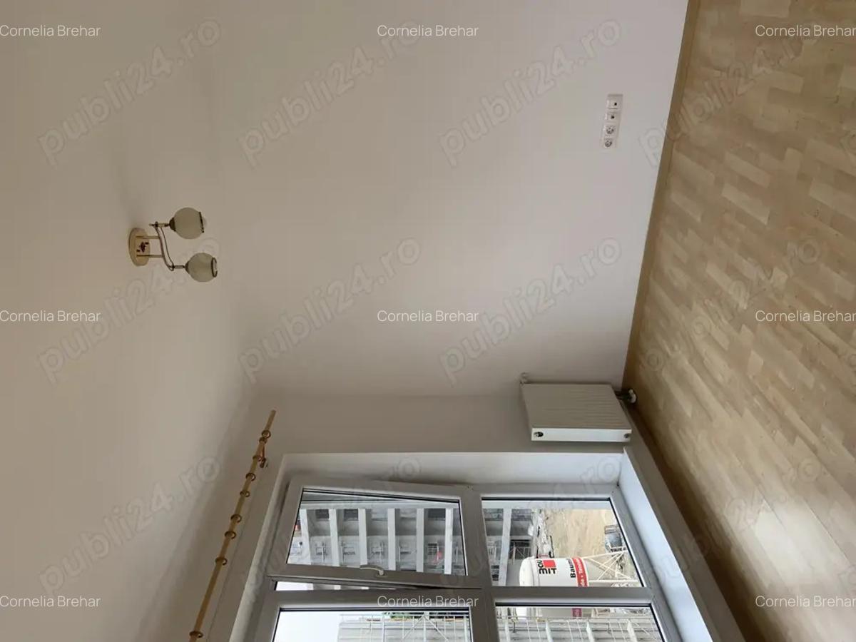 Inchiriez apartament in Bra?ov Avantgarden2 la Et 3 zugravit proaspat liber ptr inchiriere! - 5