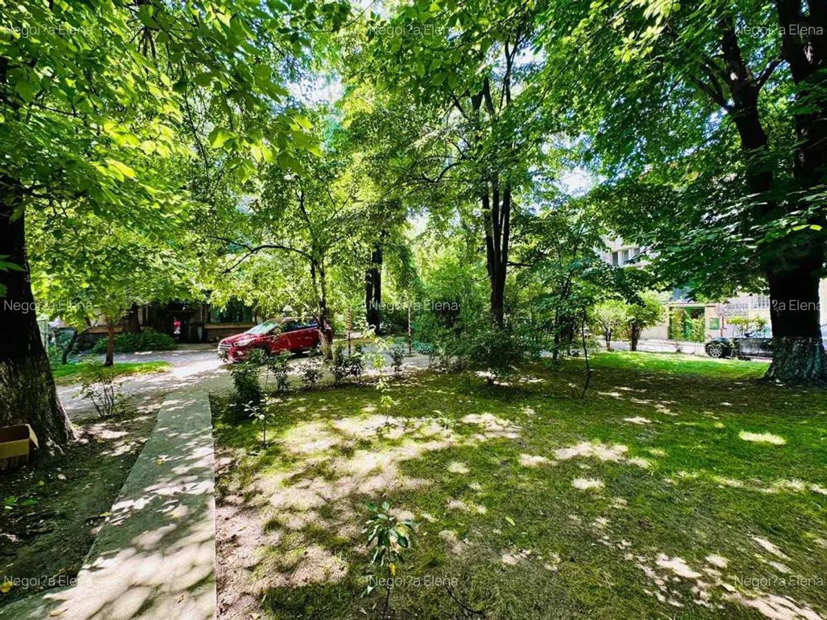 De vanzare Apartament 2 camere decomandat, parter, zona Parcul Carol - 18