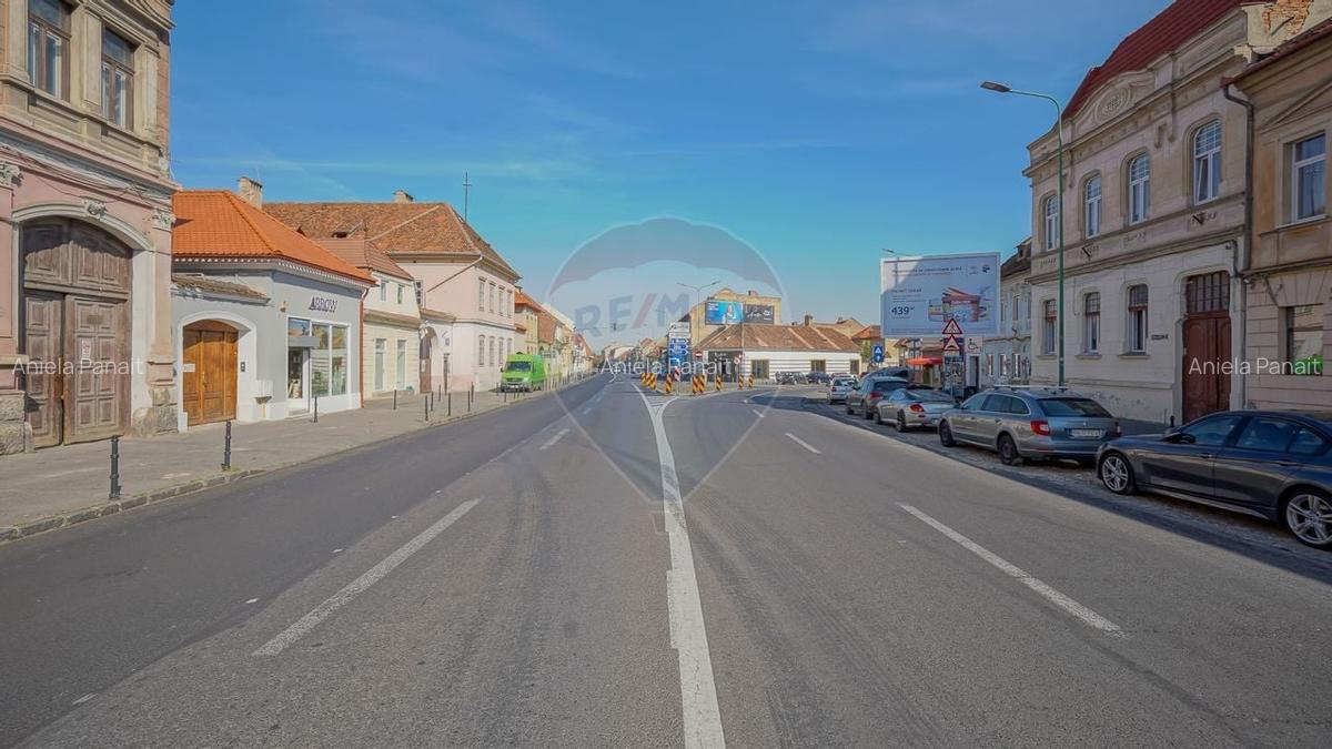 Apartament cu 3 camere semidecomandat, mobilat în Centrul Istoric - 16