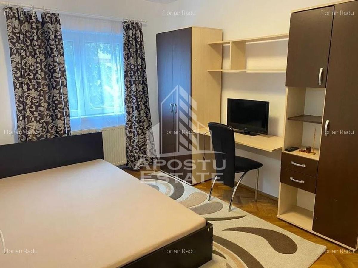 Apartament cu 3 camere, zona Soarelui, Centrala Proprie - 3