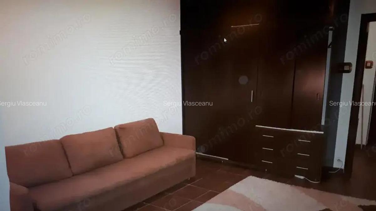 Garsoniera semidecomandata - 49.500 eur - 34mp - metrou Costin Georgian, Titan - 1