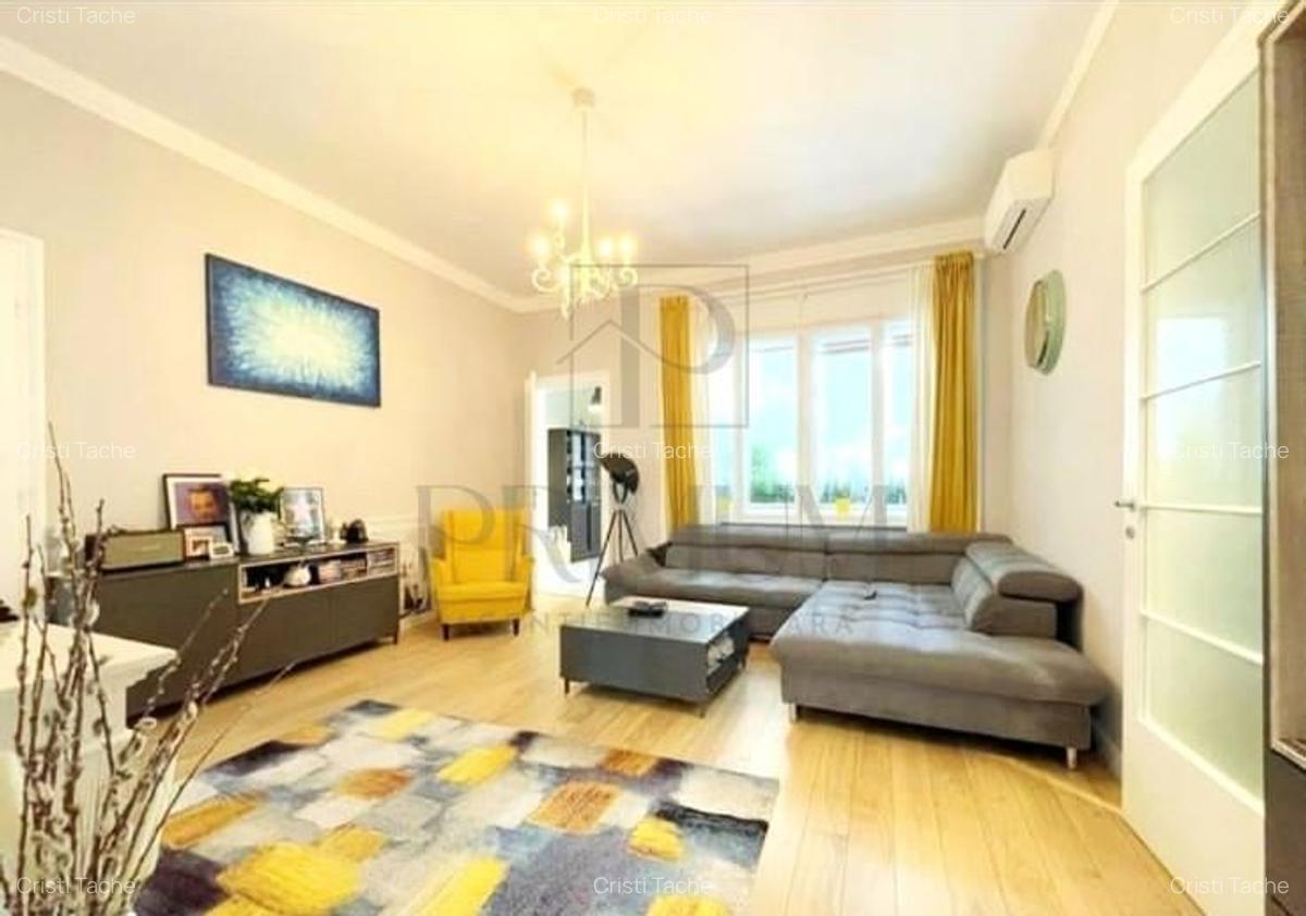 CENTRAL - ETAJ 1 - RENOVAT - 4 camere - 3 bai - centrala proprie - clima - GARAJ - 4