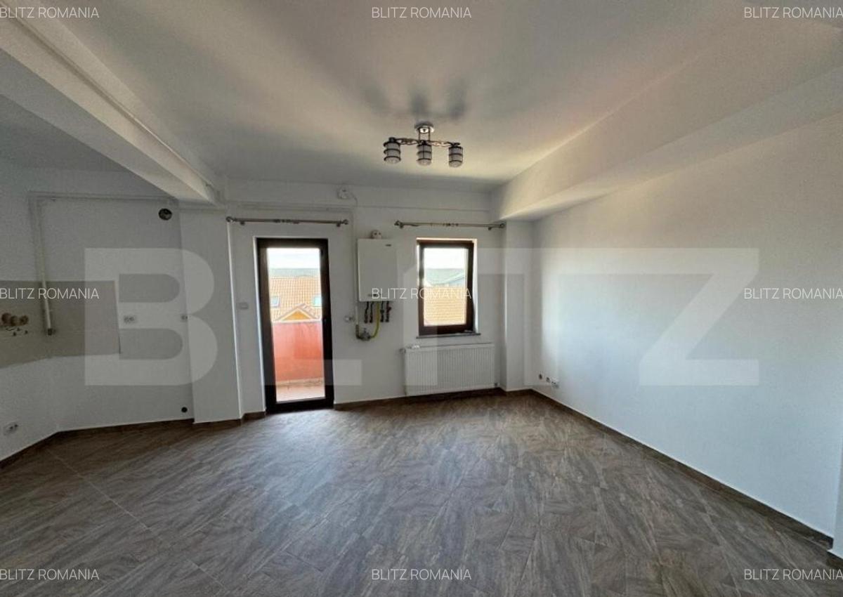 Apartament 3 camere, 100mp, situat pe 2 niveluri, zona Radau - 1