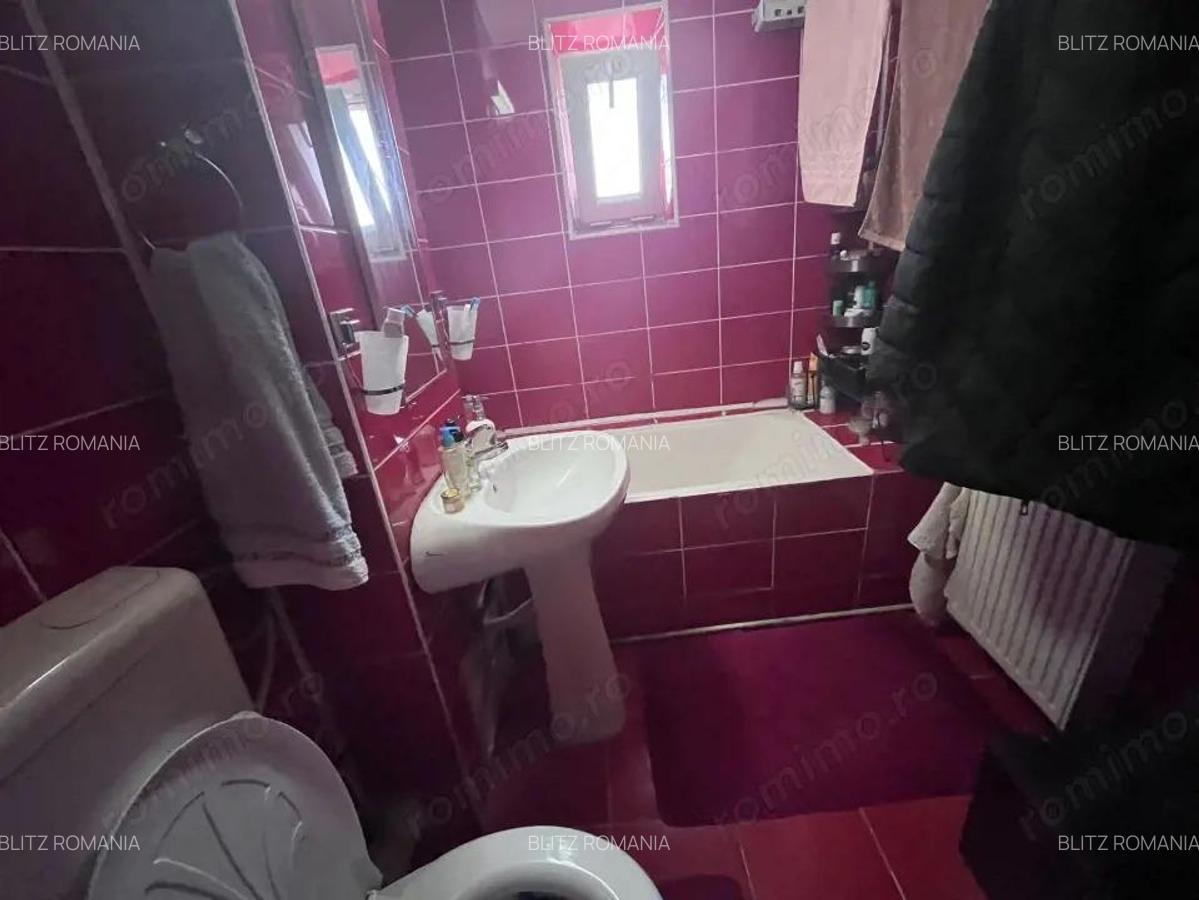 Apartament 3 camere, 71.84 mp, zona 1 Mai - 1