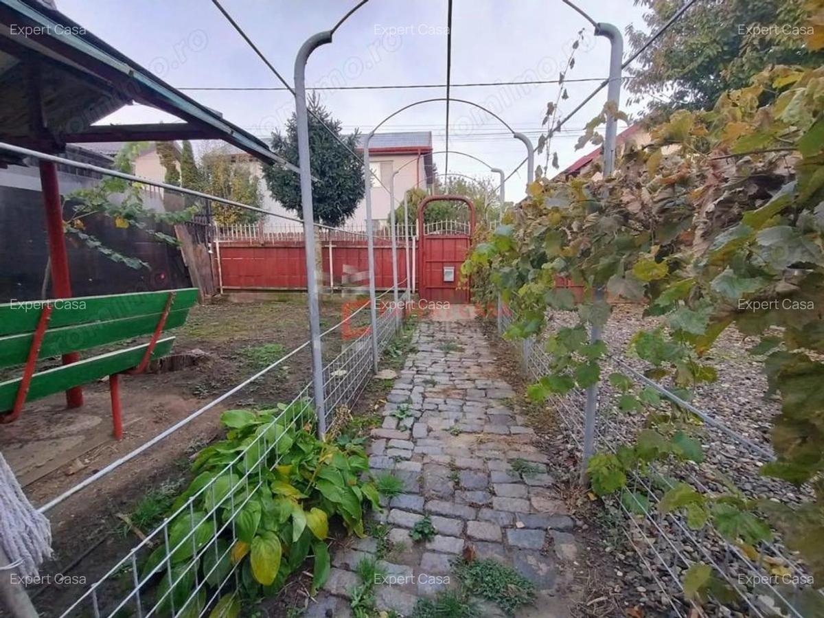 Casa si teren - 3 Casa si teren - 3