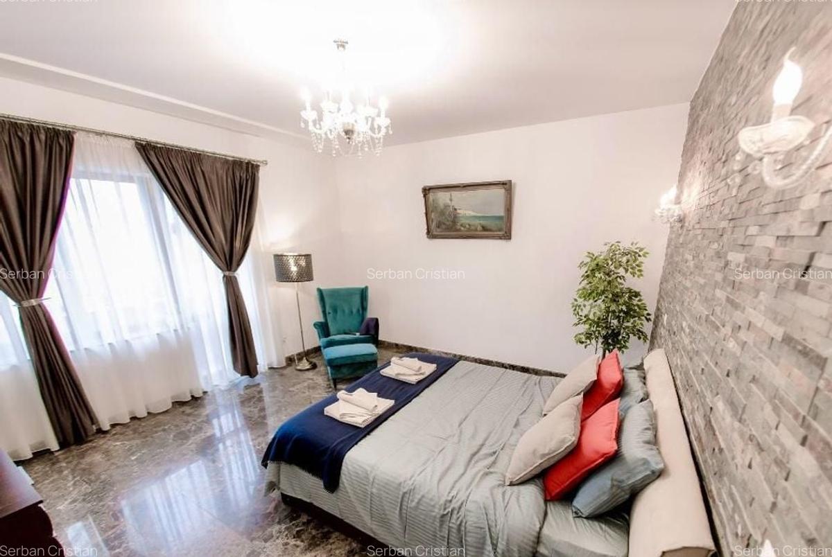 Universitate apartament 5 camere 220 mp de inchiriat - 14