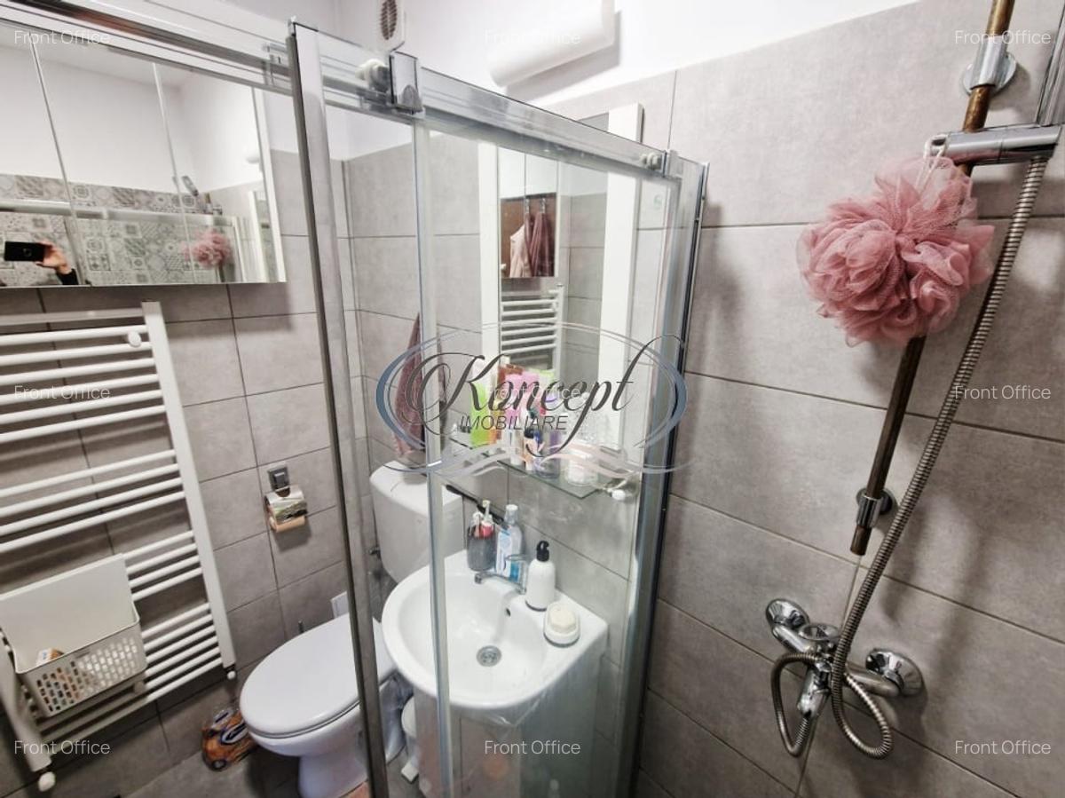 Investitie ideala: casa cu 2 unitati locative si curte, str. Horea - 13