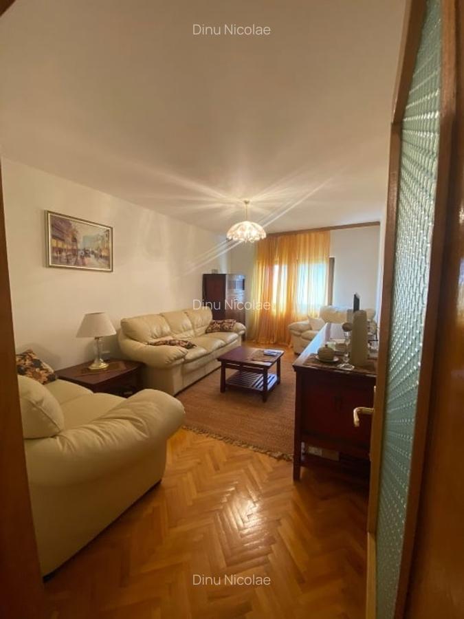 Apartament cu 3 camere în Eroilor - 2