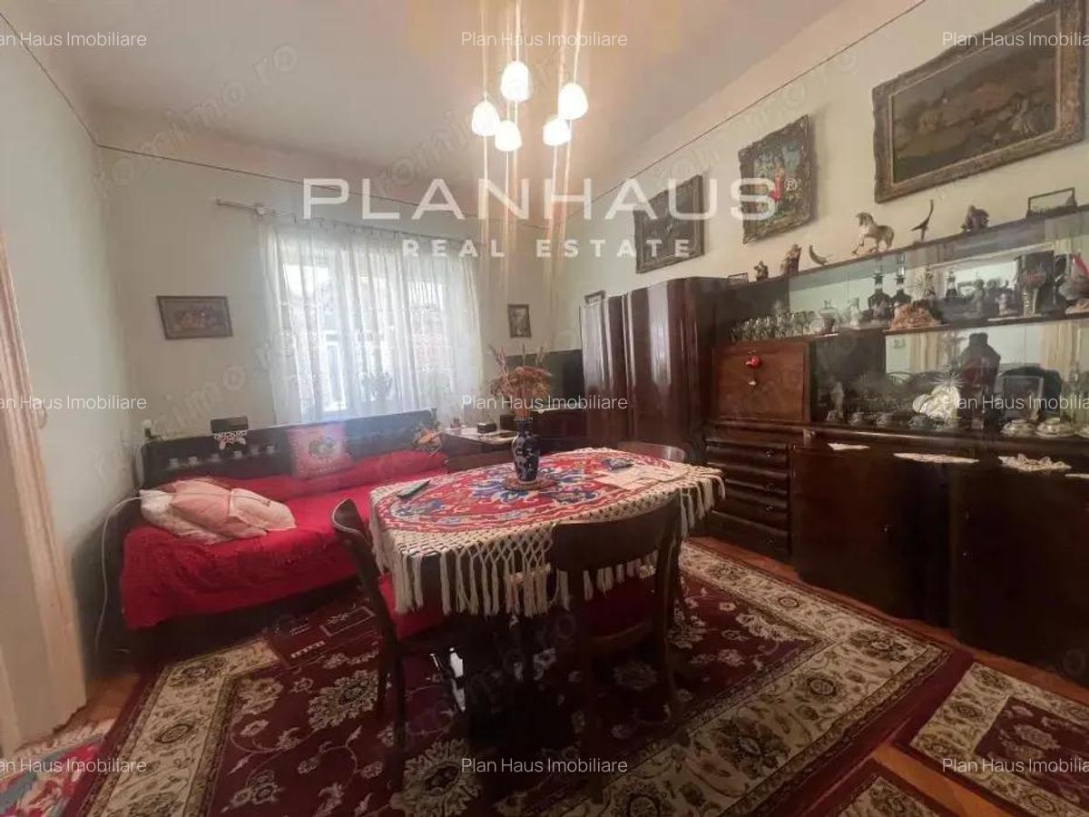 Apartament la casa ,3 camere , Centrul istoric Piata Pacii - 5