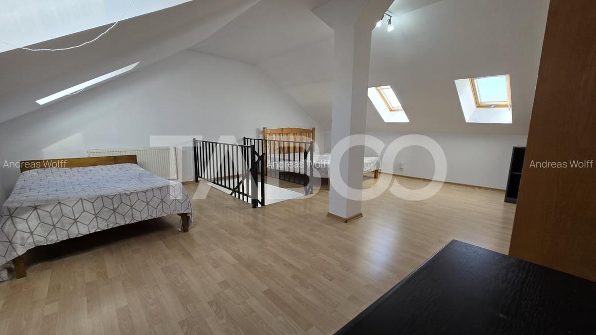 Apartament de vanzare 3 camere luminoase si balcon in zona Tilisca - 6