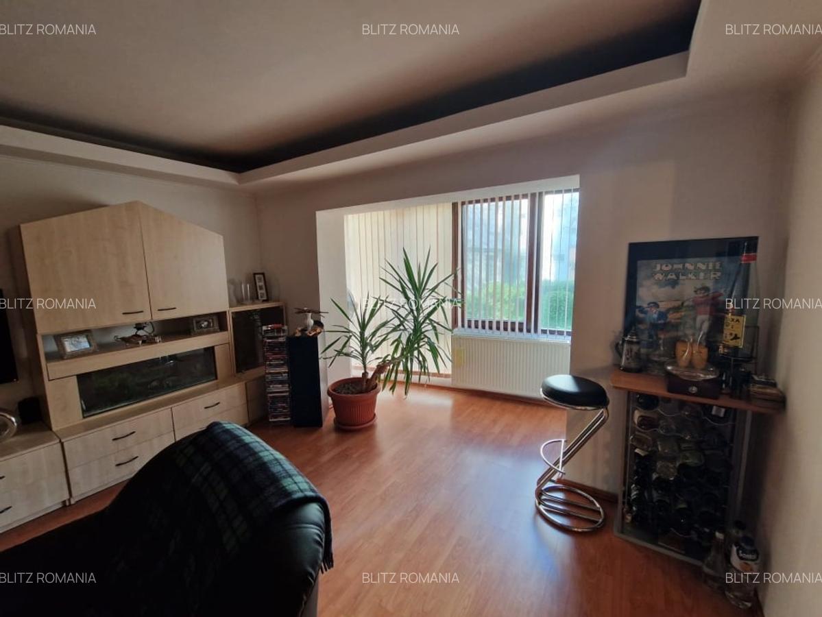 Apartament 3 camere, 84 mp, zona Ultracentrala - 1